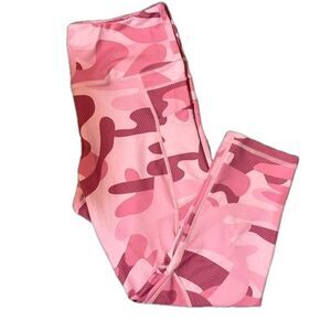 Zyia Light N Tight Capri Leggings